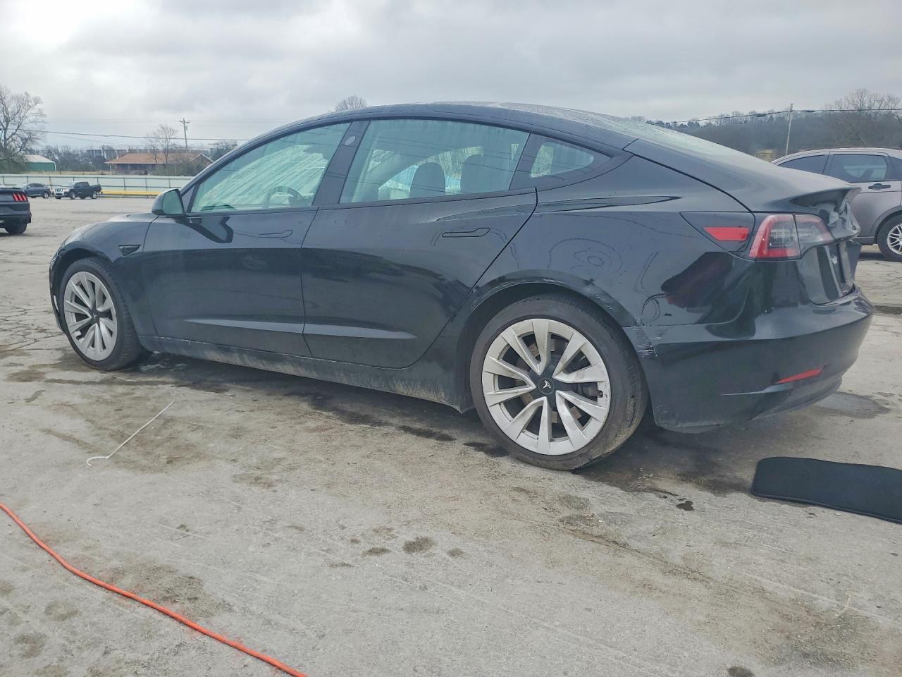 2023 Tesla Model 3 - Image 2