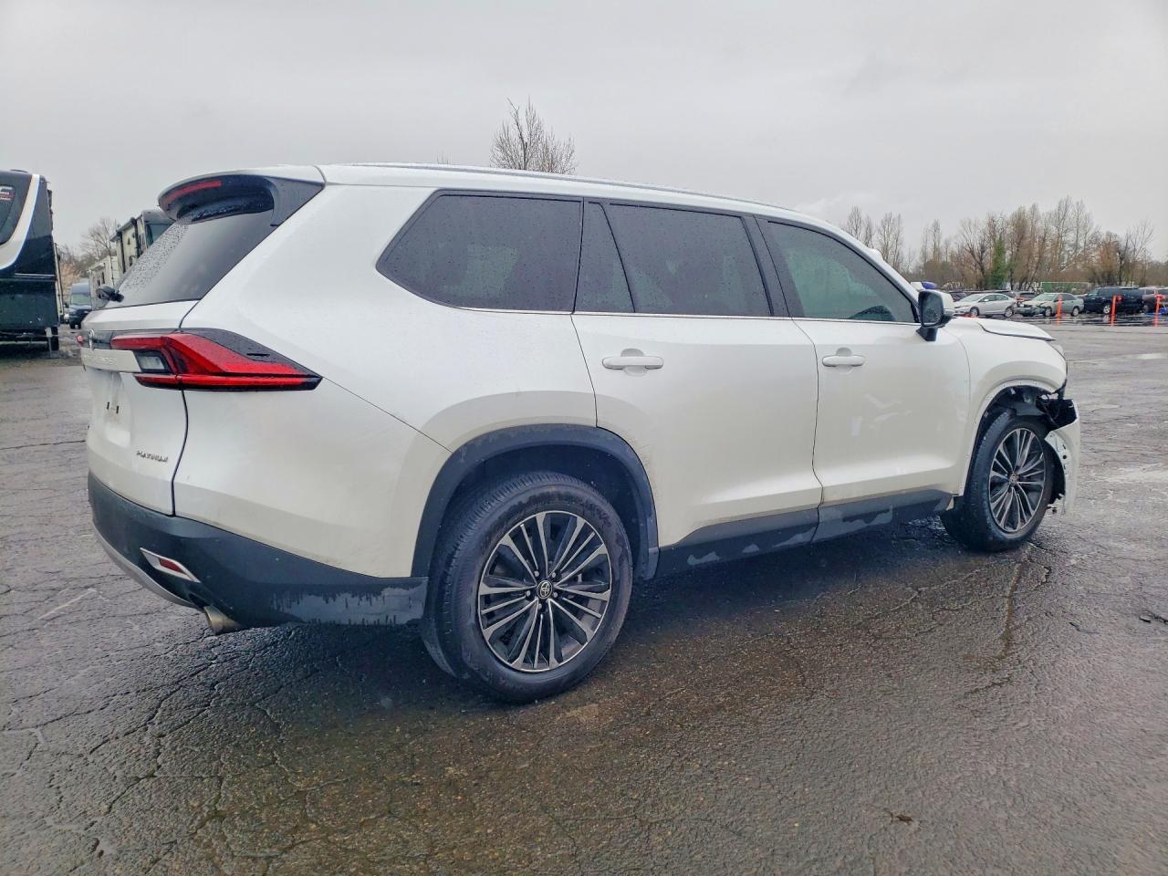 2025 Toyota Grand Highlander Hybrid Max Platinum - Фото 3