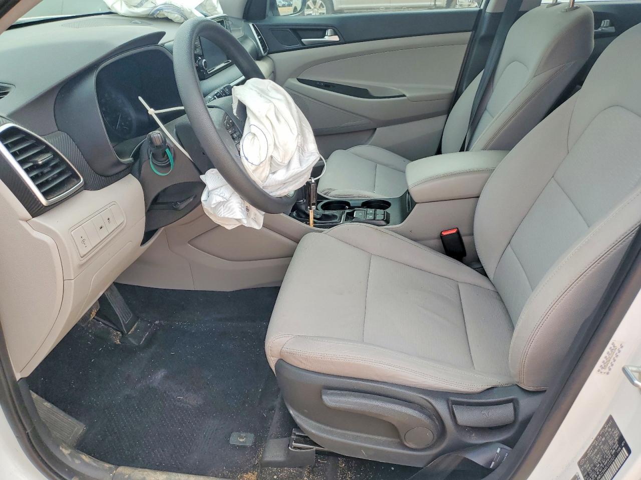 2020 Hyundai Tucson Se - Image 7
