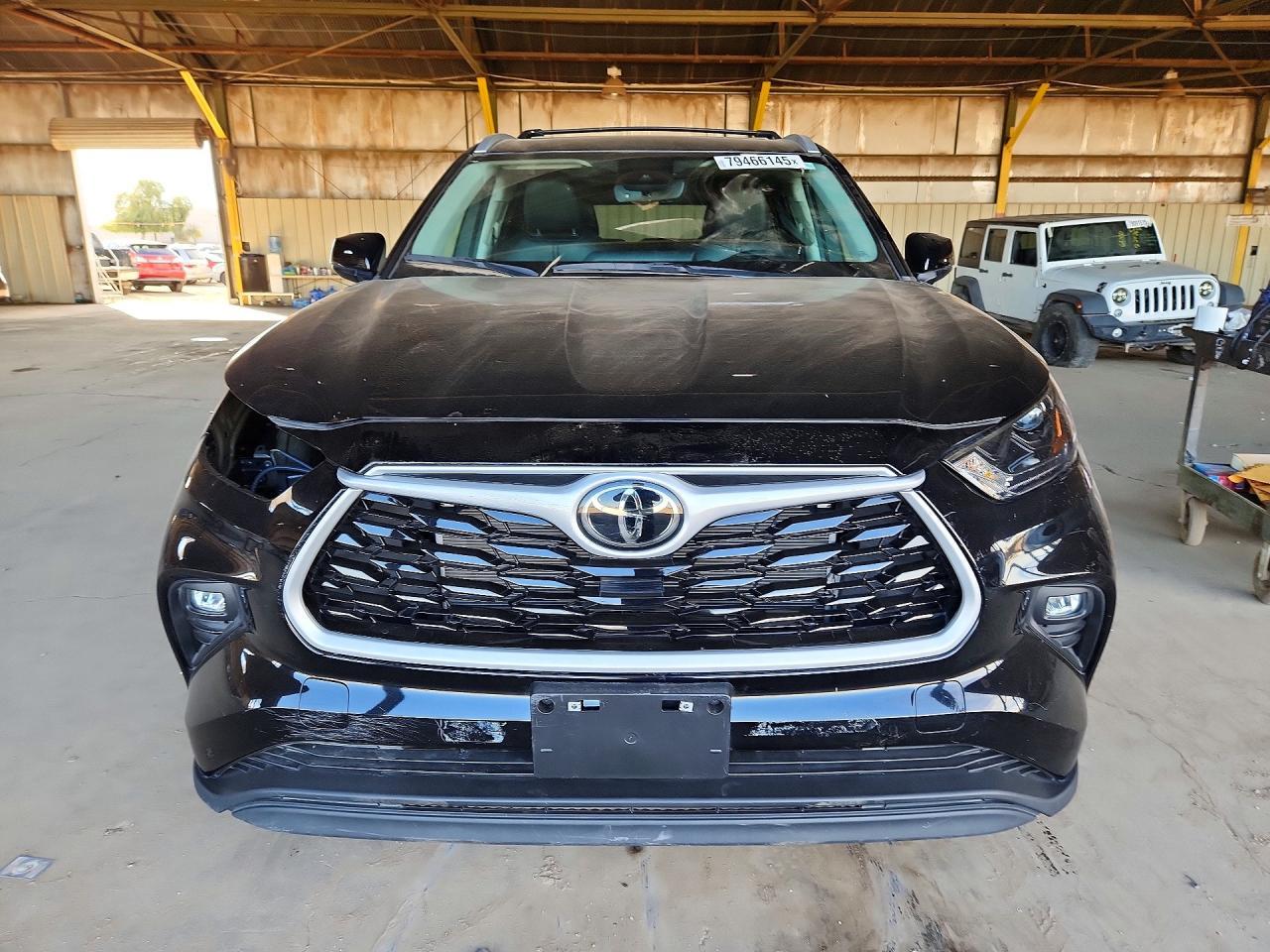 2023 Toyota Highlander Xle - Image 5