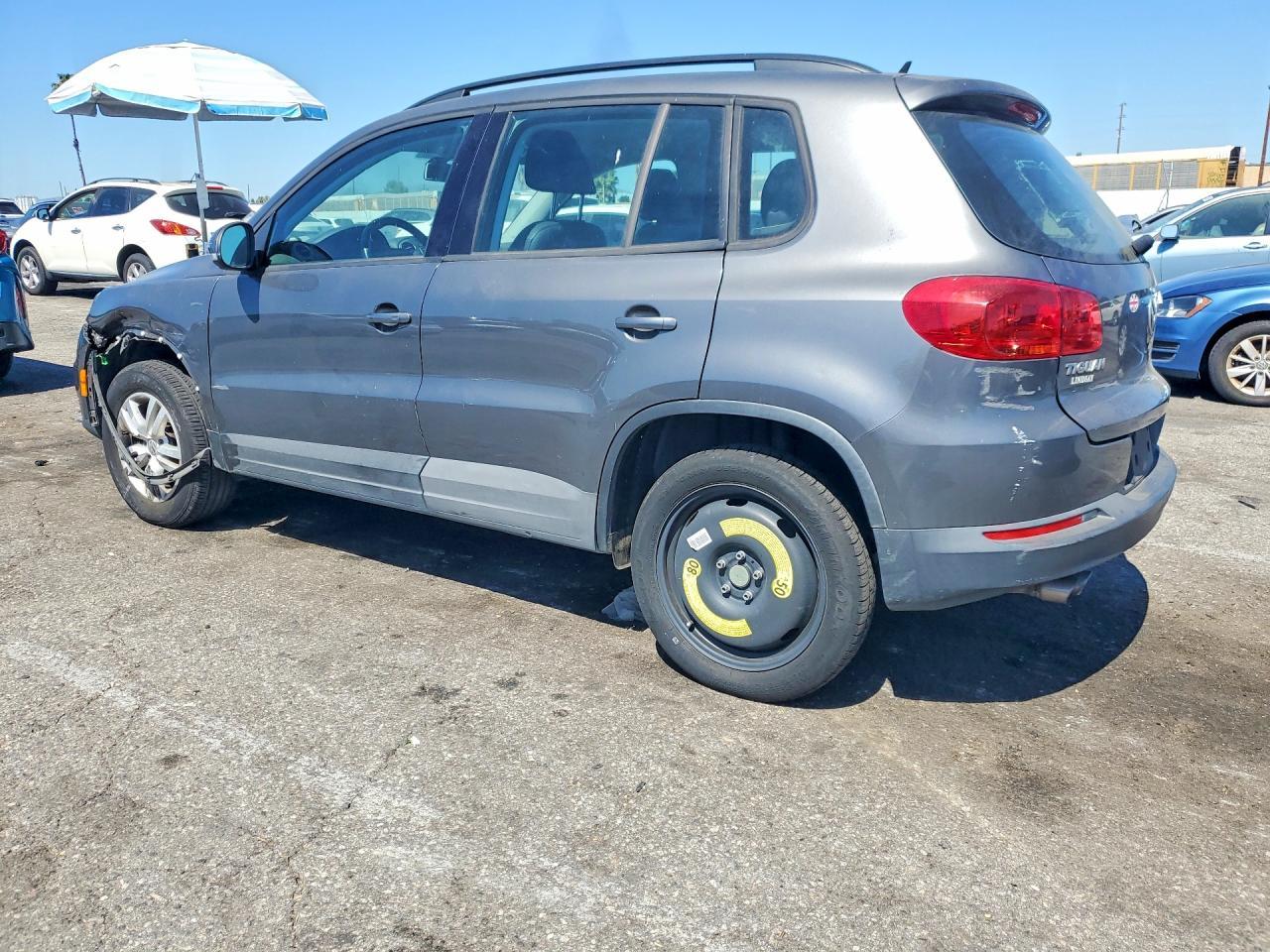 2016 Volkswagen Tiguan S - Image 2