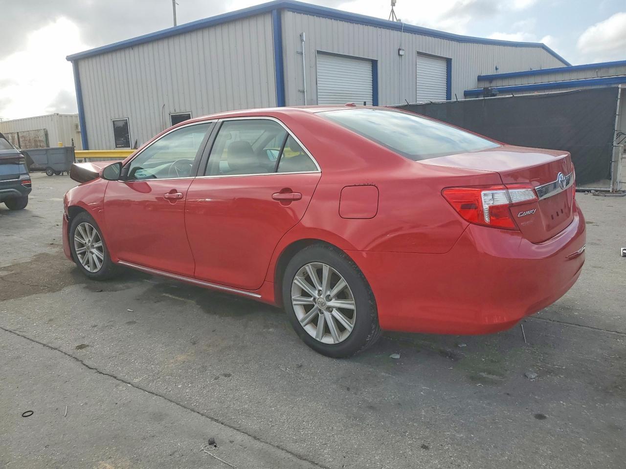 2012 Toyota Camry Xle - Фото 2