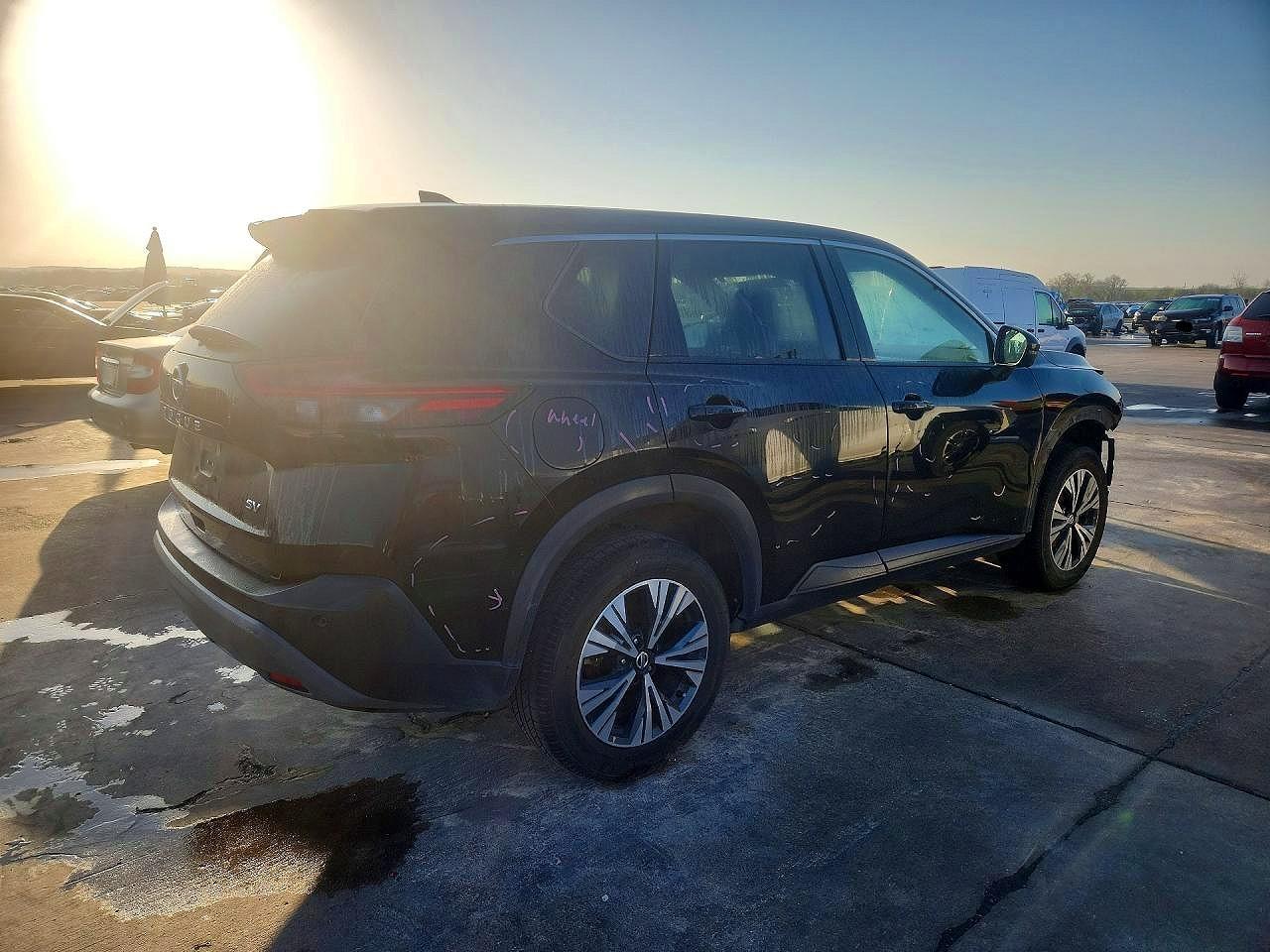 2021 Nissan Rogue Sv - Фото 3