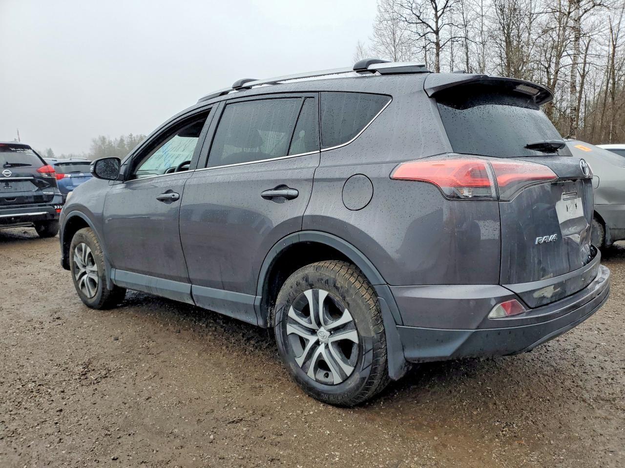 2016 Toyota Rav4 Le - Фото 2