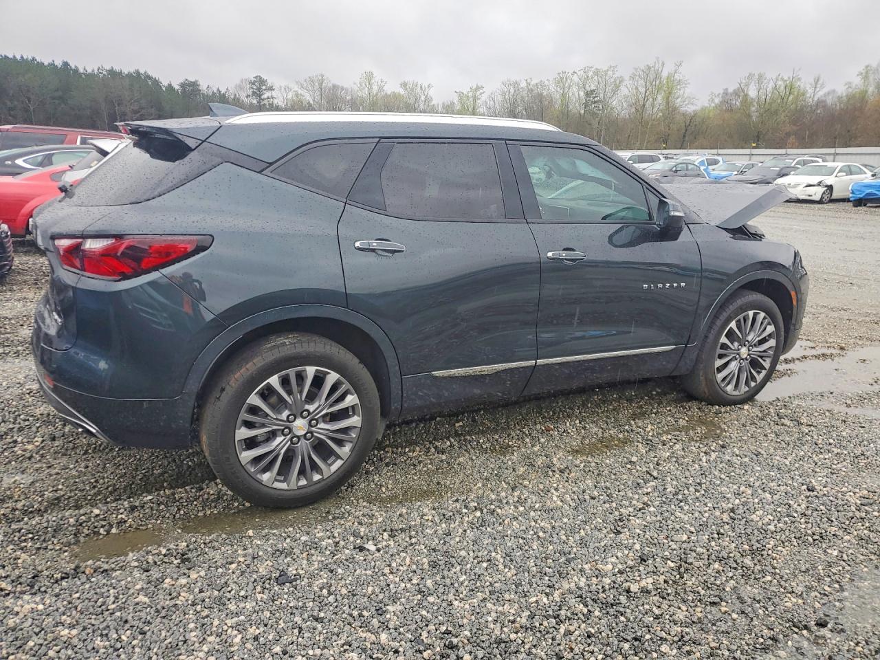 2020 Chevrolet Blazer Premier - Image 3