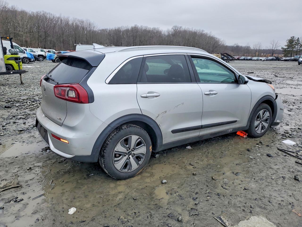 2019 Kia Niro Lx - Фото 3