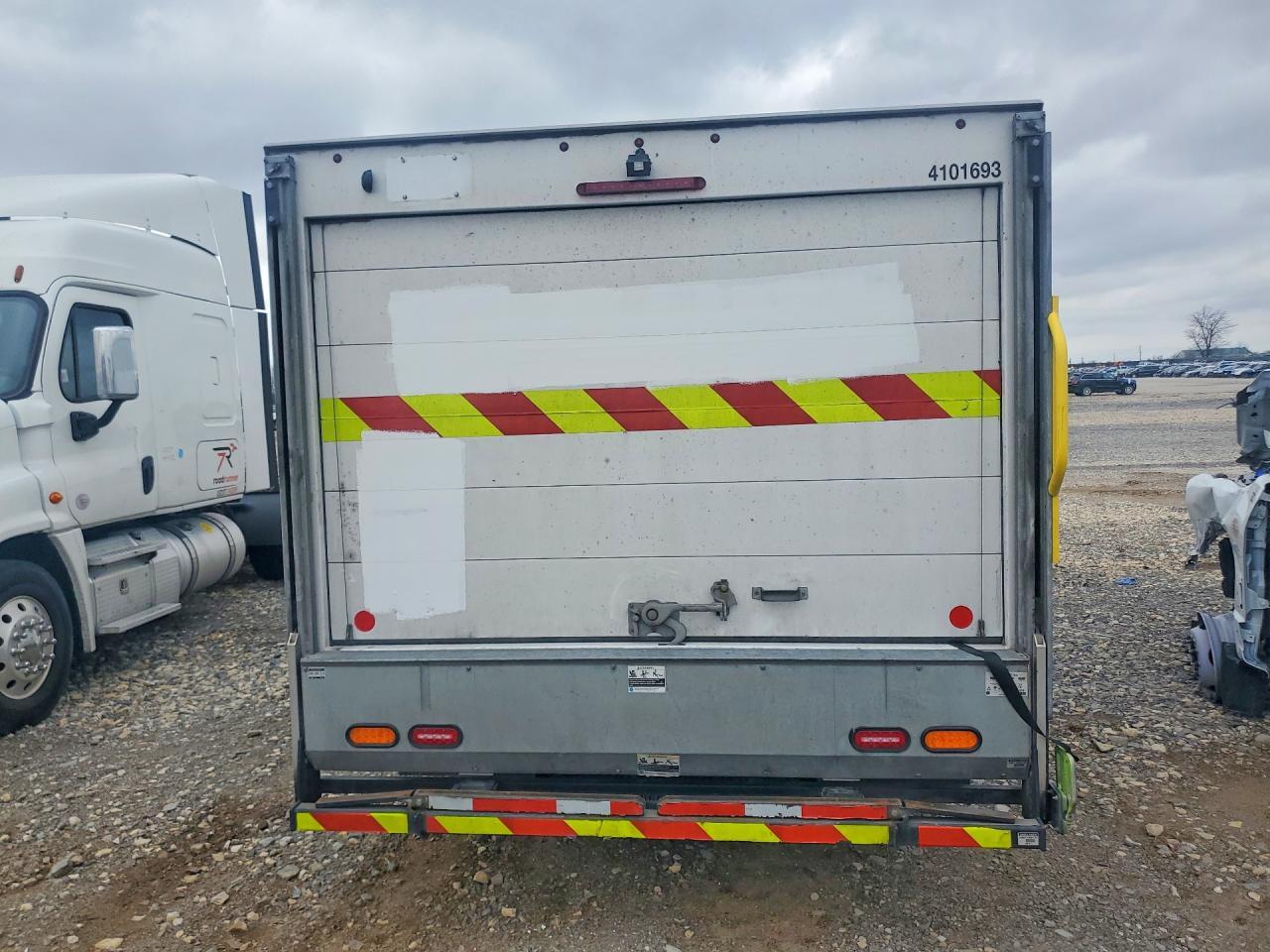 2024 Isuzu Npr Hd - Фото 6