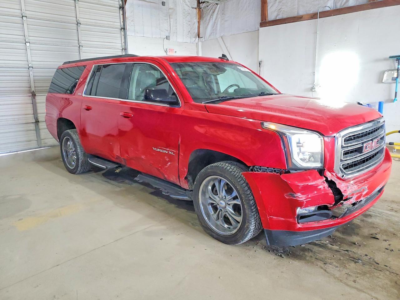 2017 GMC Yukon Xl K1500 Sle - Image 4