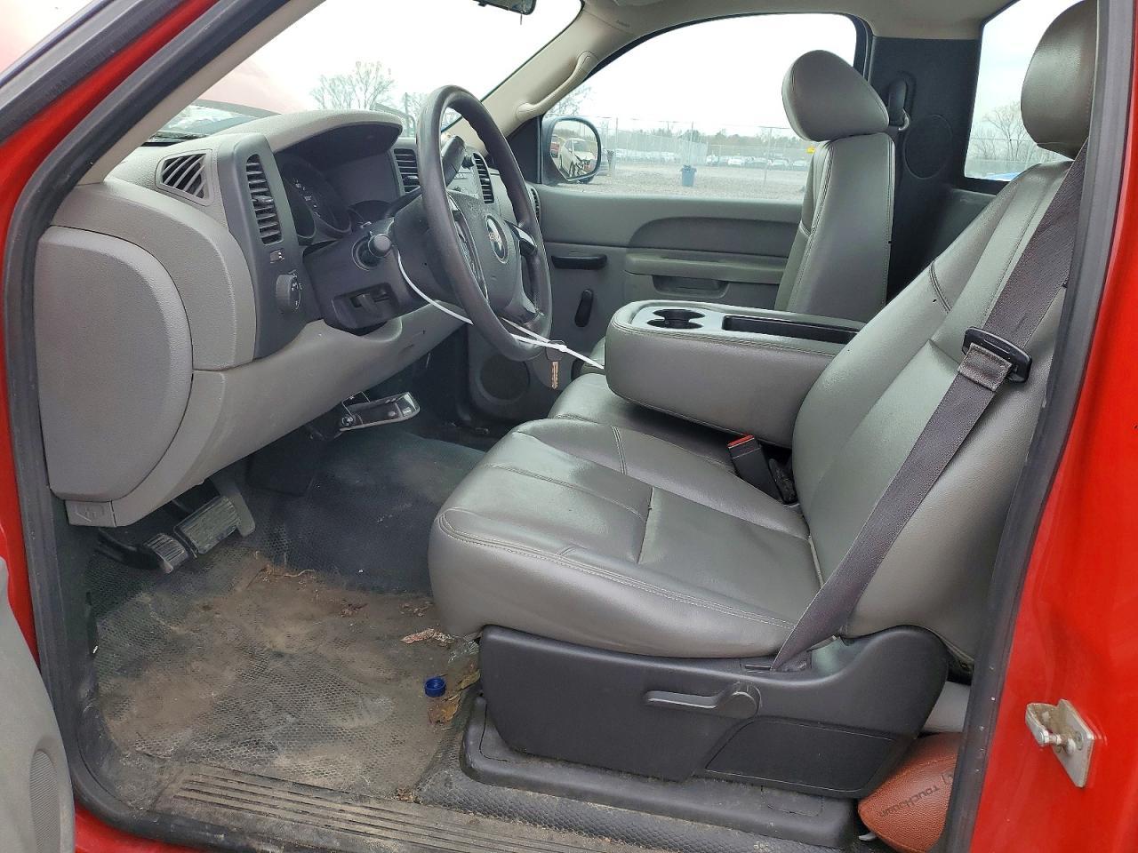 2013 GMC Sierra C1500 - Image 7