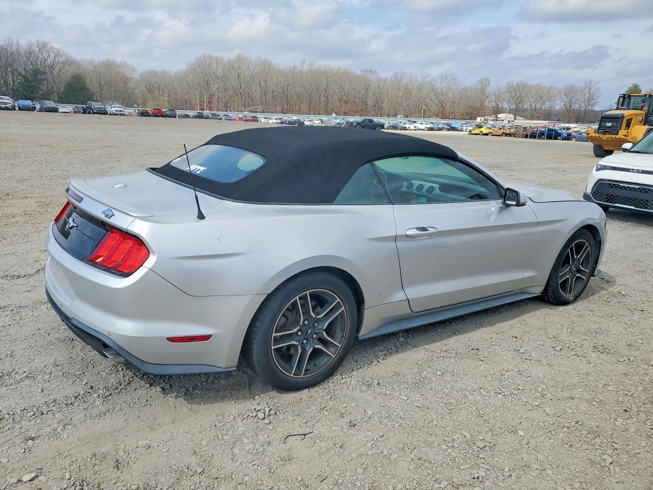 2019 Ford Mustang - Фото 3