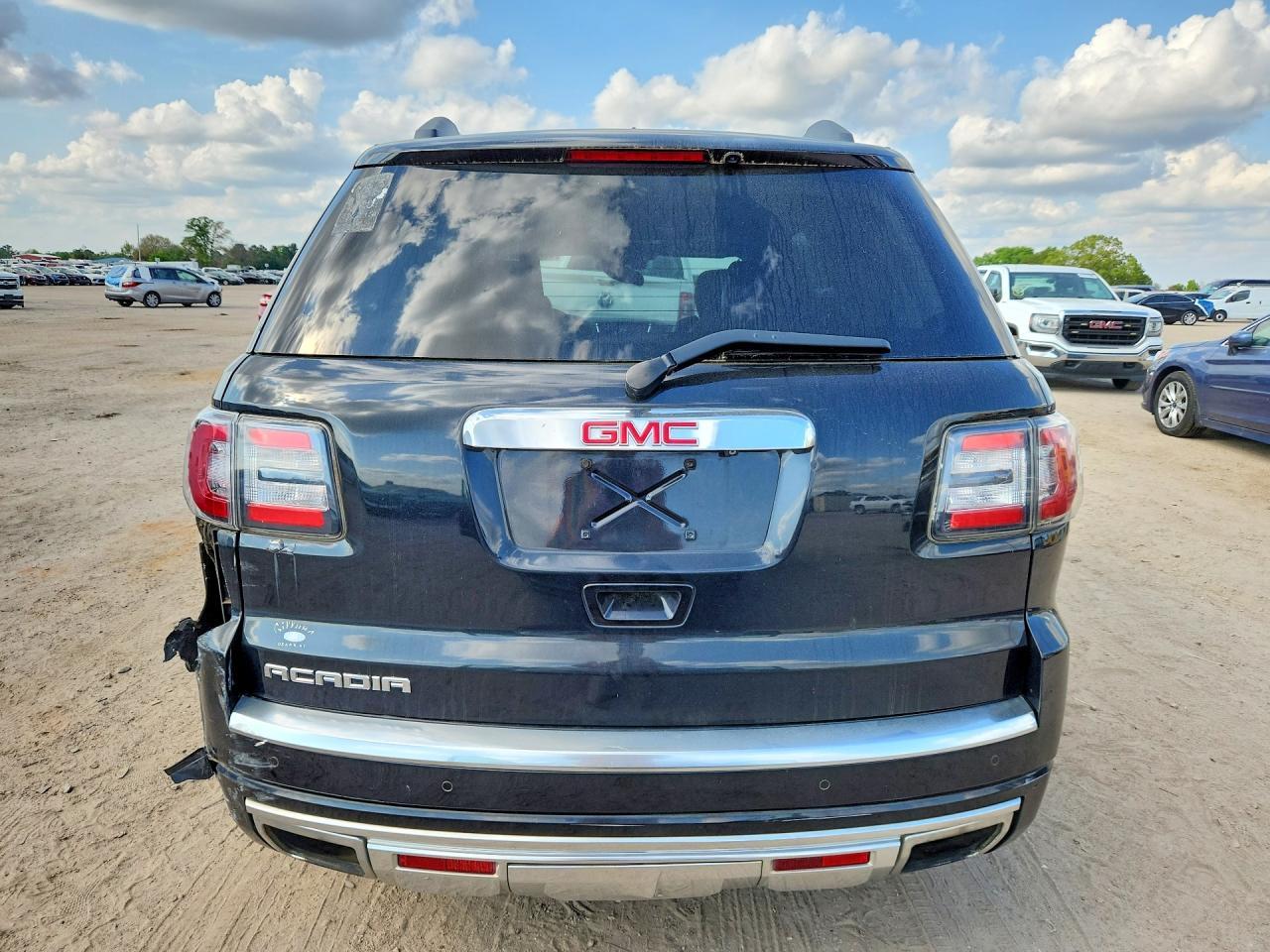 2015 GMC Acadia Denali - Фото 6