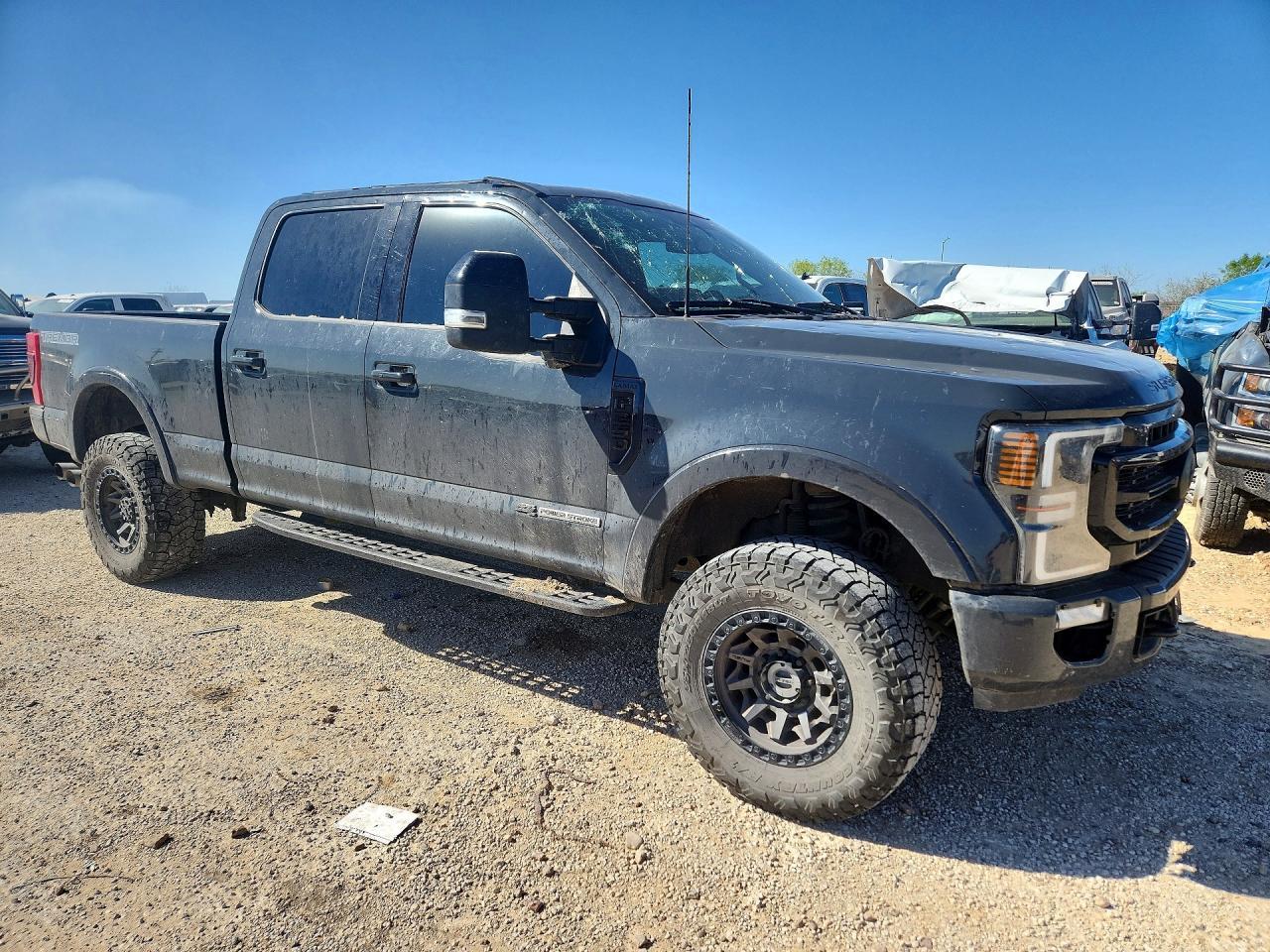 2021 Ford F250 Super Duty - Фото 4