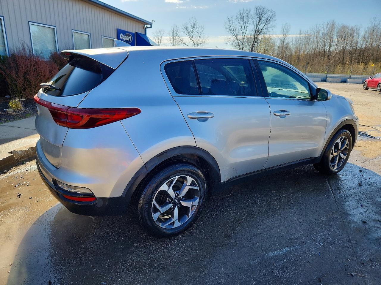 2020 Kia Sportage Lx - Фото 3