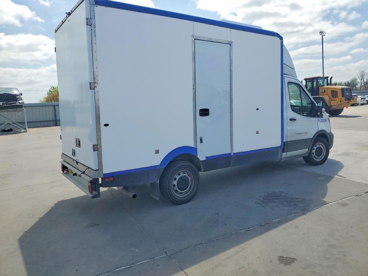 2022 Ford Transit T-350 - Image 3
