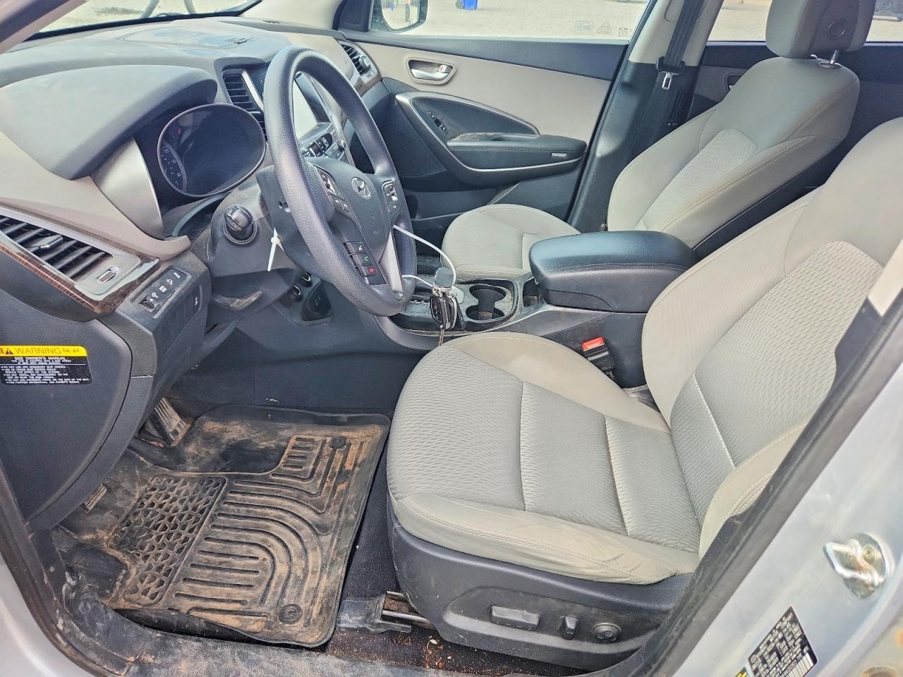 2017 Hyundai Santa Fe - Фото 7
