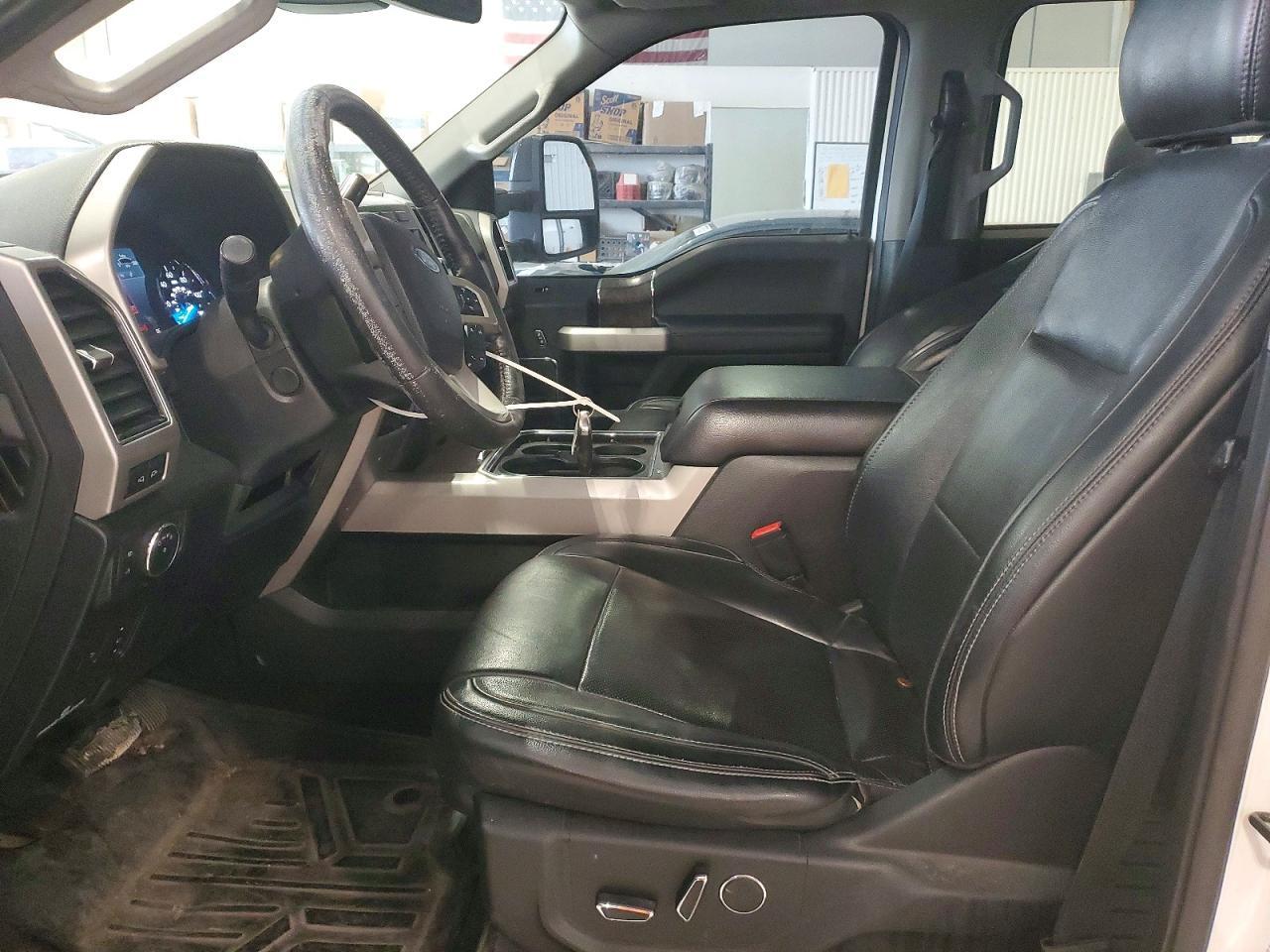 2019 Ford F250 Super Duty - Фото 7