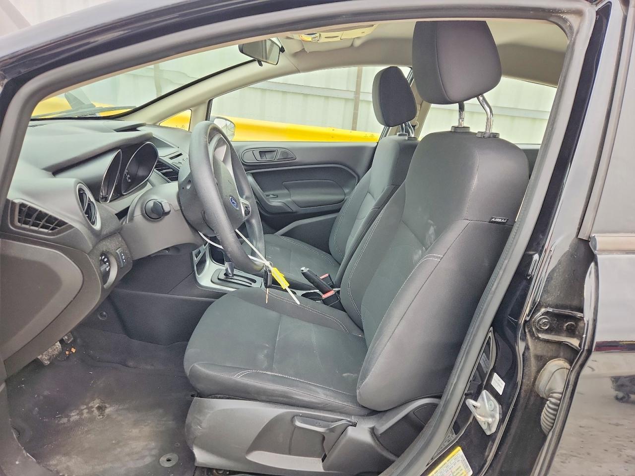2019 Ford Fiesta Se - Image 7