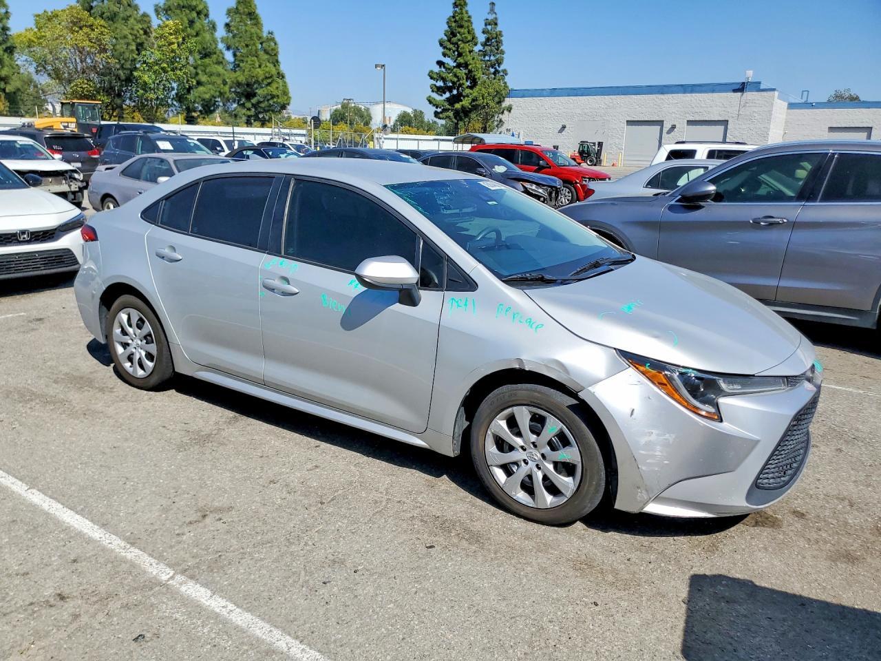 2021 Toyota Corolla Le - Image 4