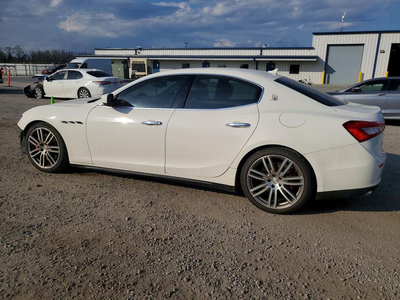 2014 Maserati Ghibli S - Фото 2