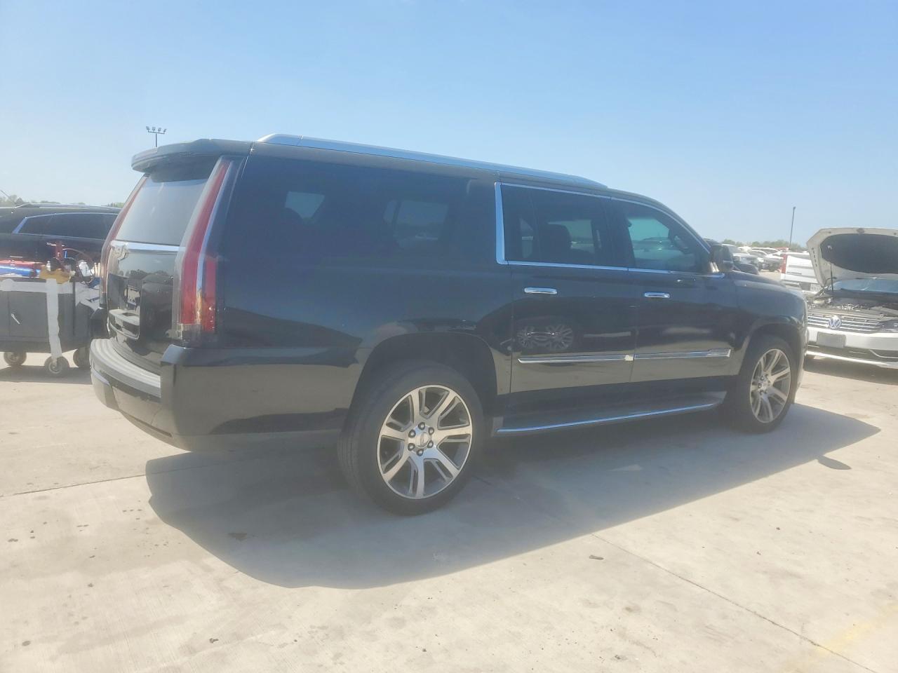 2016 Cadillac Escalade Esv Luxury - Image 3