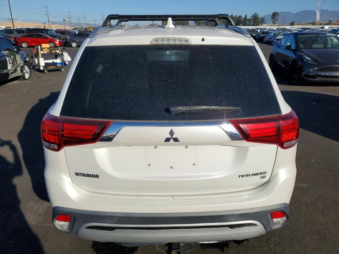 2019 Mitsubishi Outlander Se - Фото 6