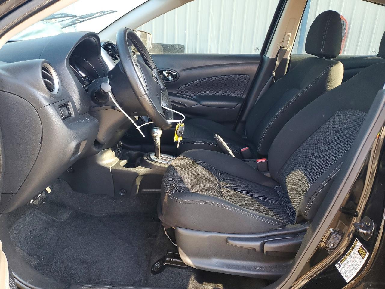 2018 Nissan Versa Sv - Image 7