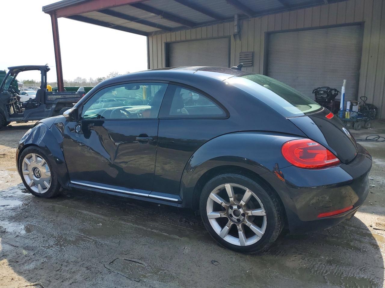 2013 Volkswagen Beetle - Image 2