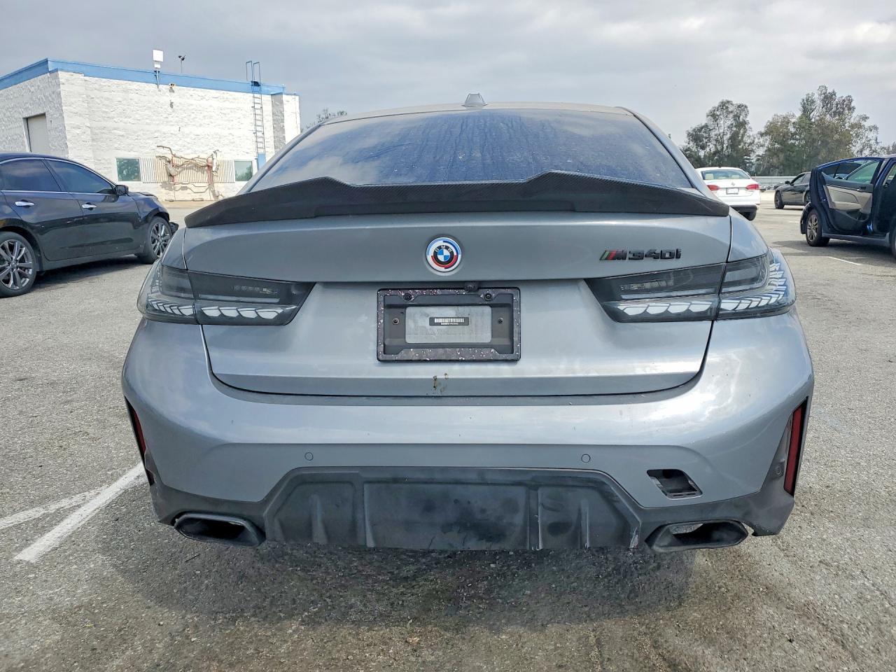2023 BMW M340I - Фото 6