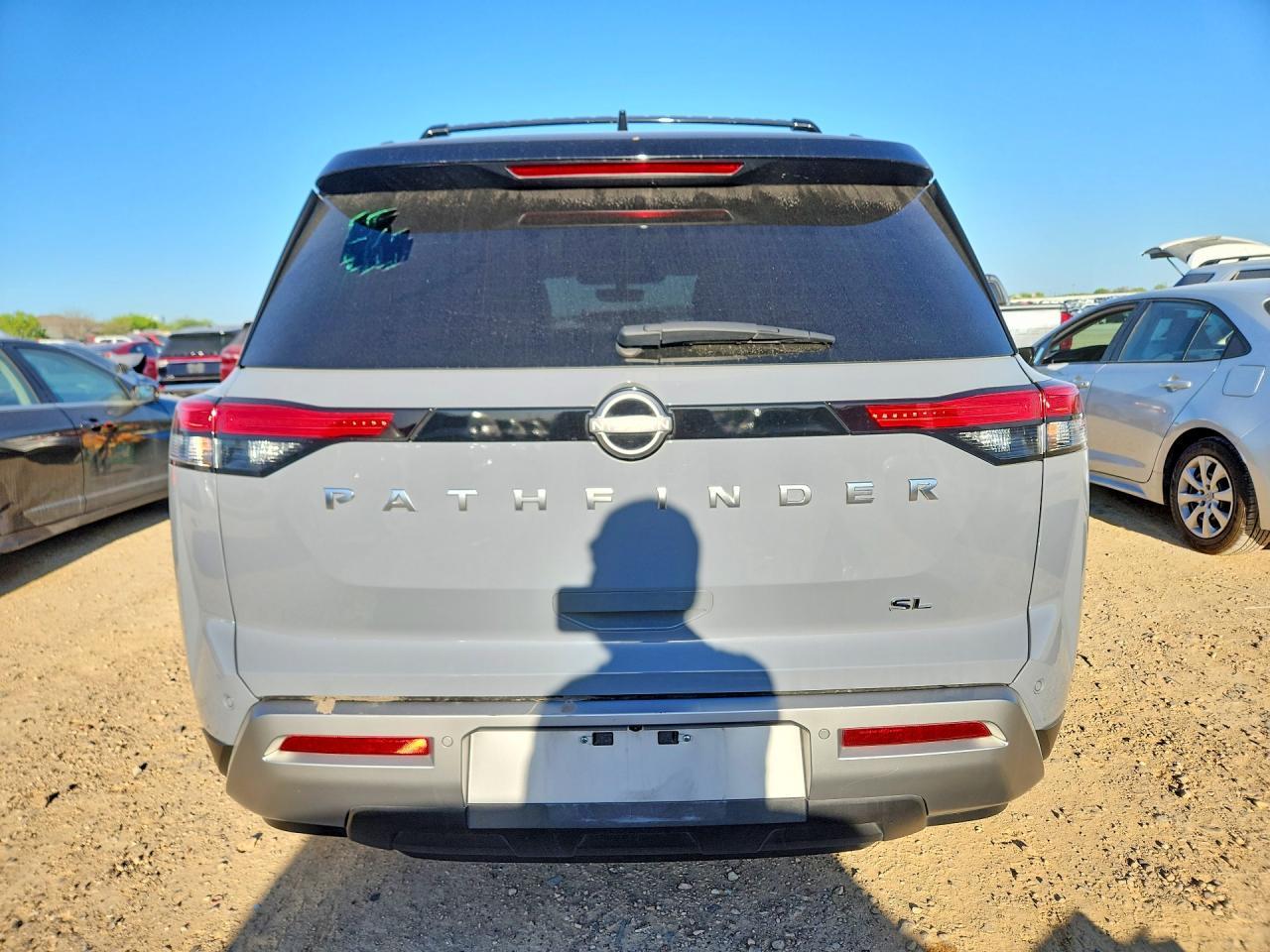 2024 Nissan Pathfinder Sl - Image 6