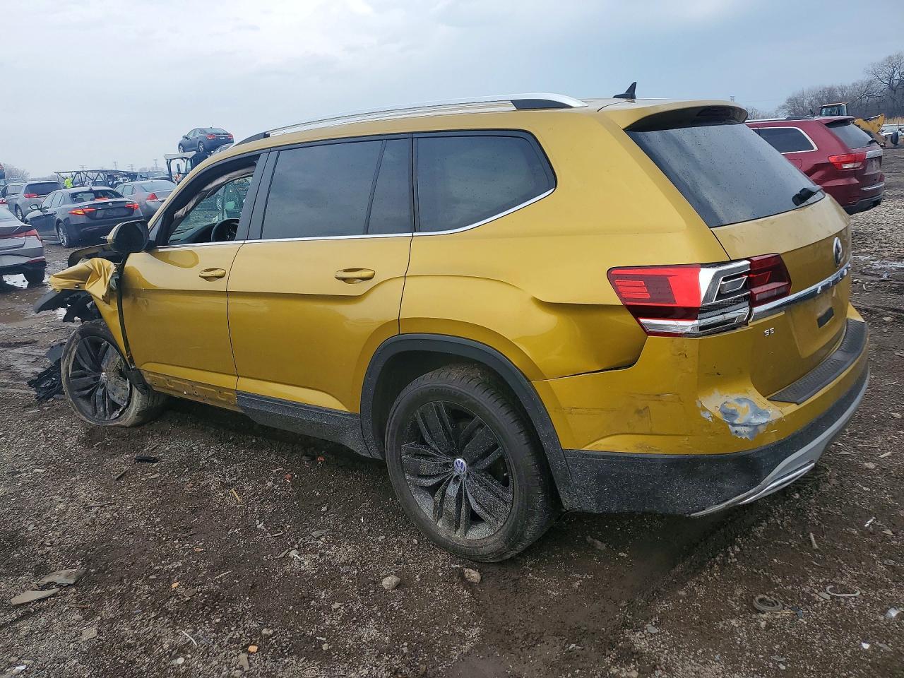 2018 Volkswagen Atlas Se - Image 2