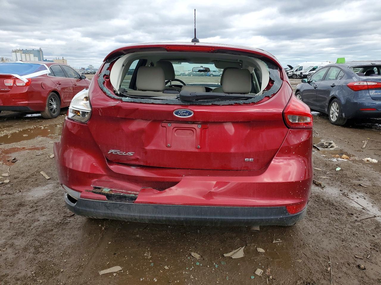 2017 Ford Focus Se - Image 6