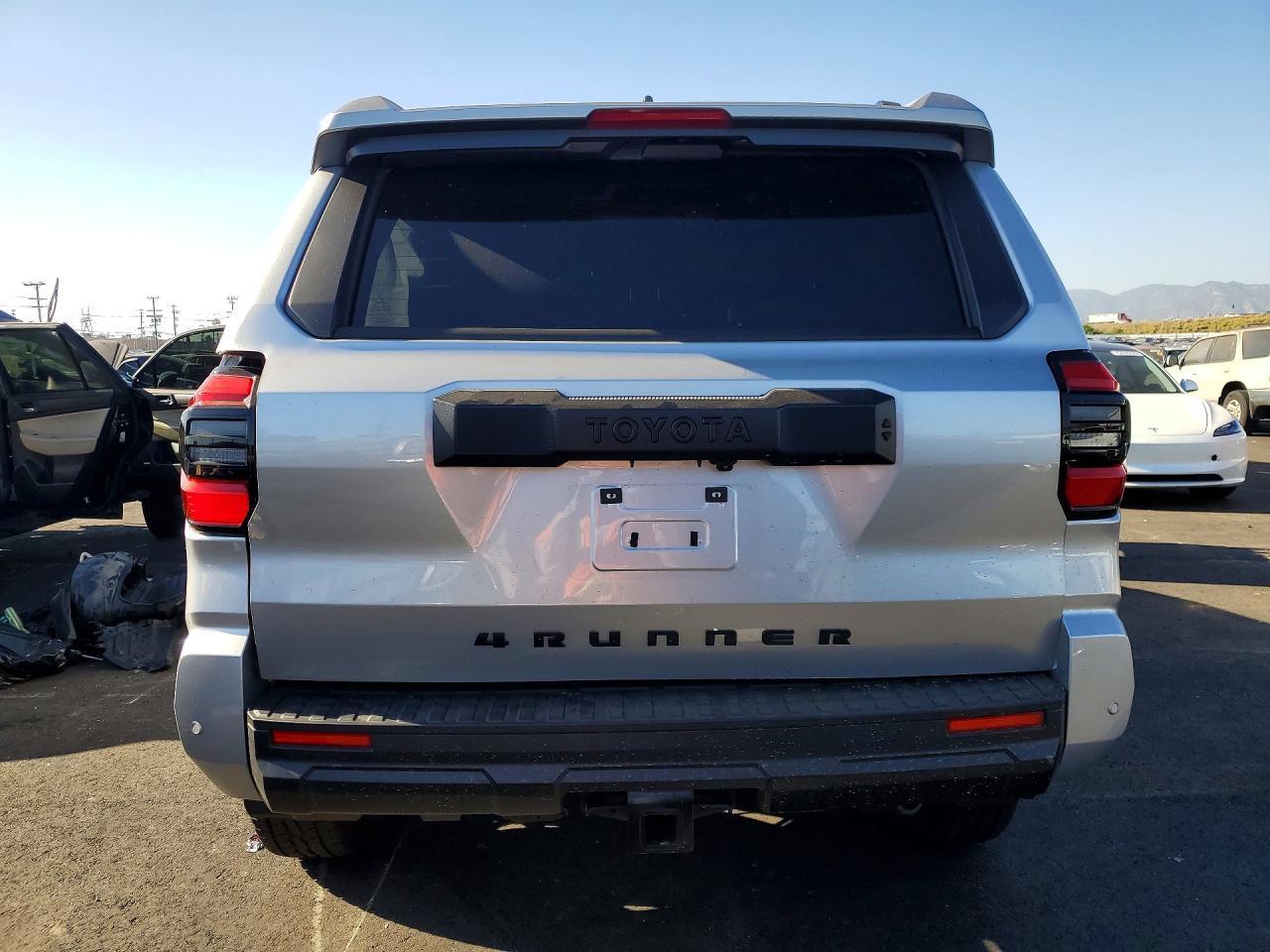 2025 Toyota 4Runner Trd Off-Road Premium - Image 6