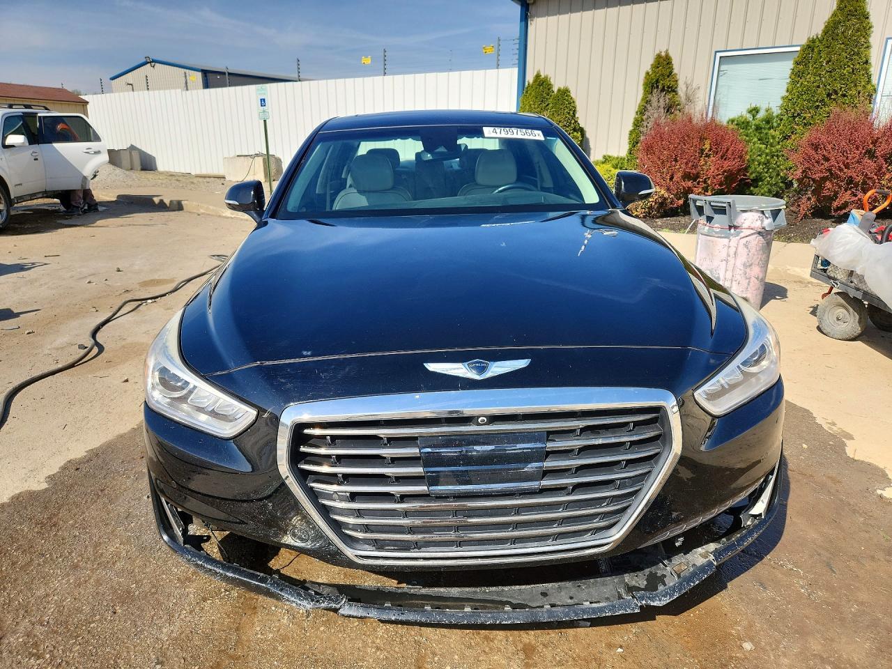 2017 Genesis G90 3.3T Premium - Фото 5