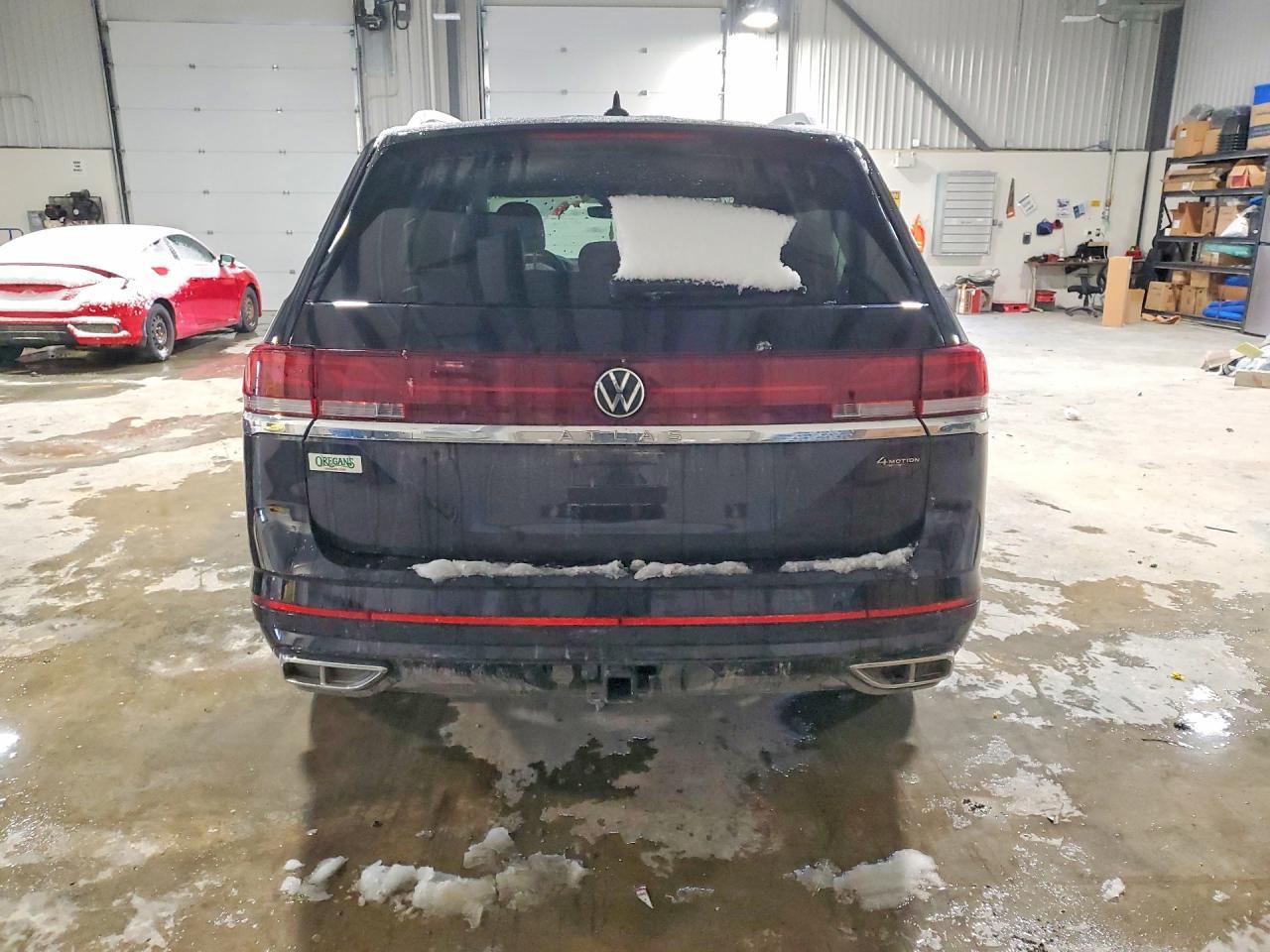 2024 Volkswagen Atlas Sel Premium R-Line - Image 6