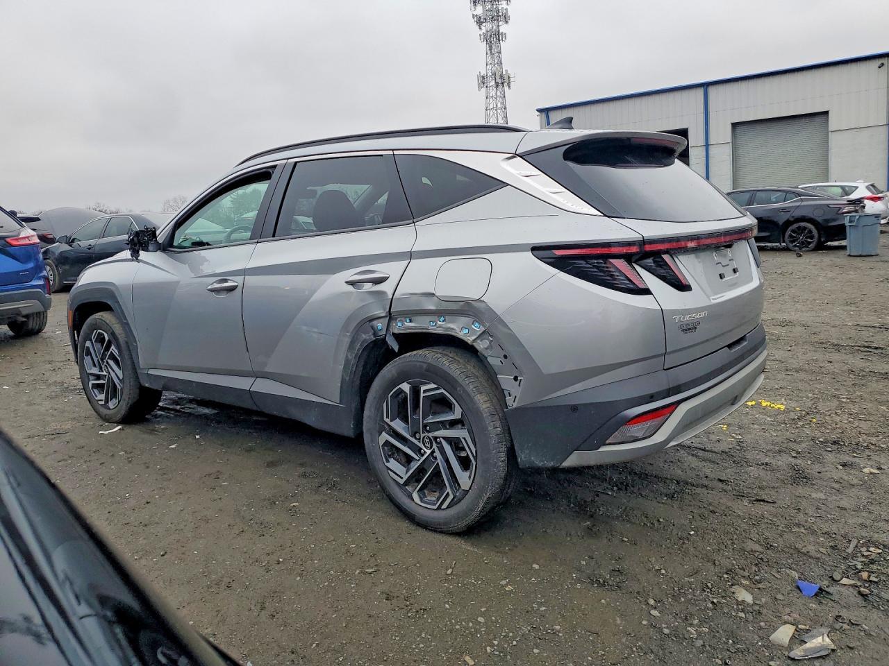 2025 Hyundai Tucson Hybrid Limited - Фото 2