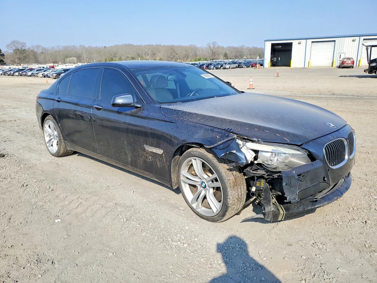 2011 BMW 750 Li - Фото 4