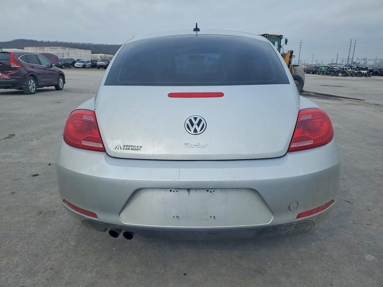 2016 Volkswagen Beetle 1.8T - Image 6