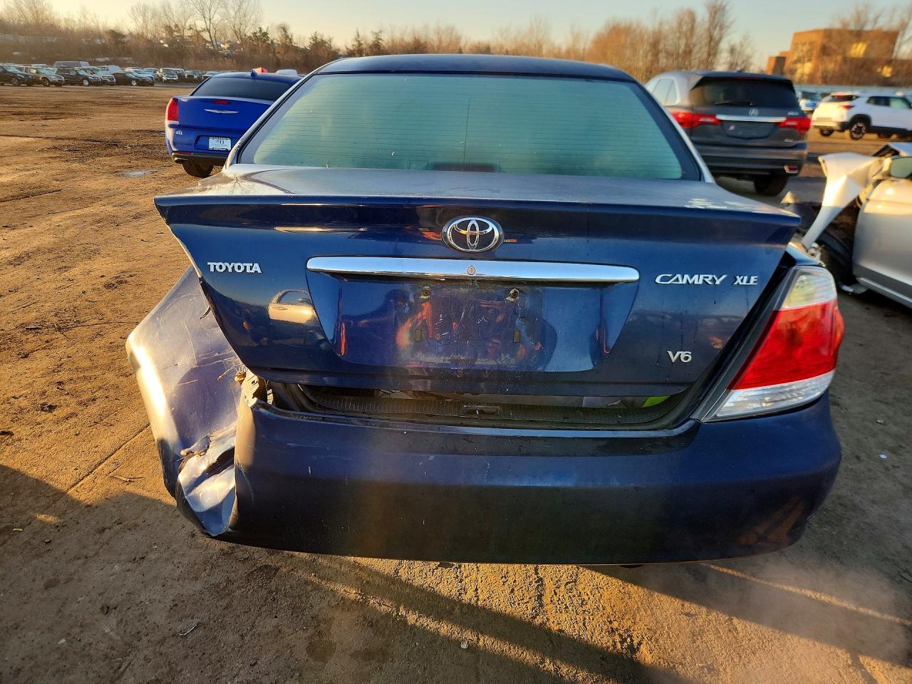2005 Toyota Camry Xle V6 - Фото 6