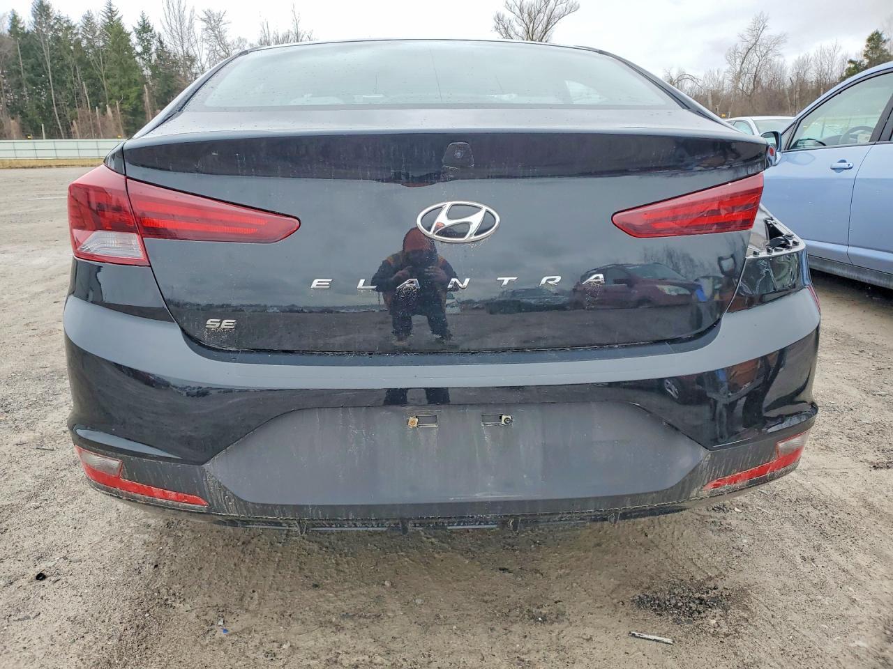 2019 Hyundai Elantra Se - Фото 6