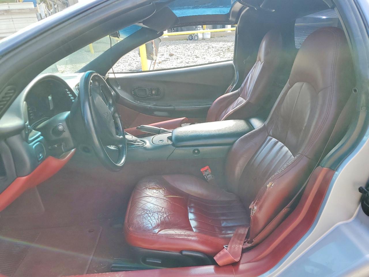 1998 Chevrolet Corvette - Фото 7