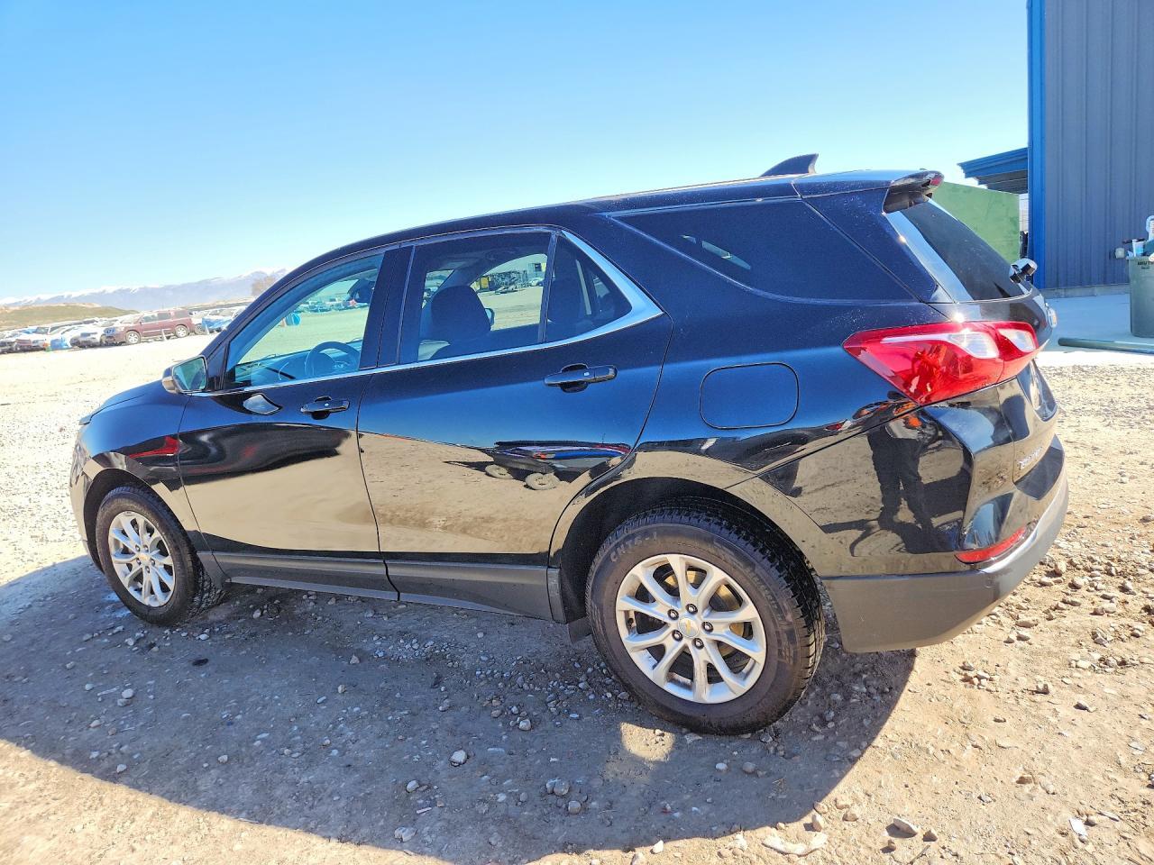 2019 Chevrolet Equinox Lt - Image 2