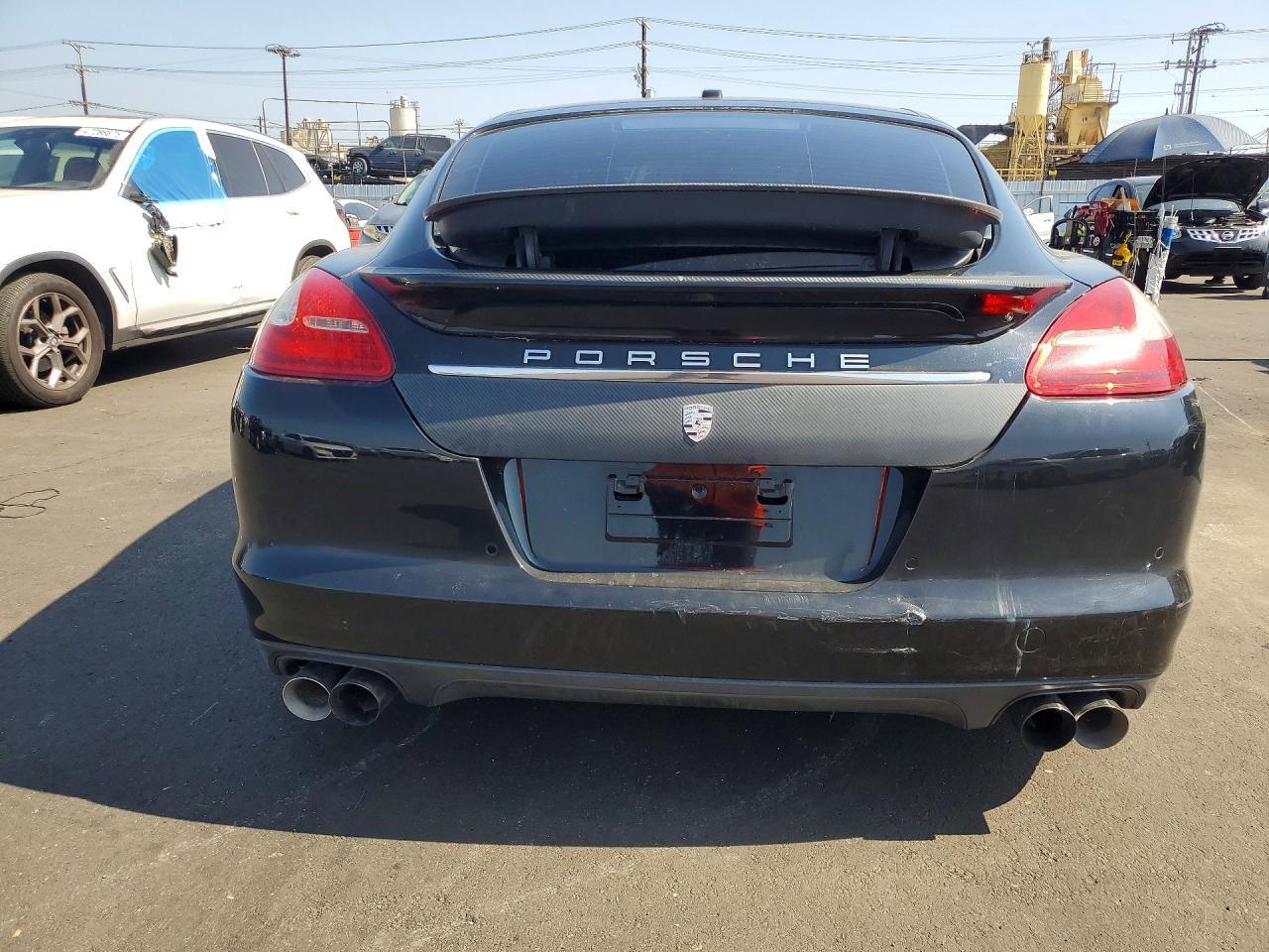 2011 Porsche Panamera 2 - Фото 6