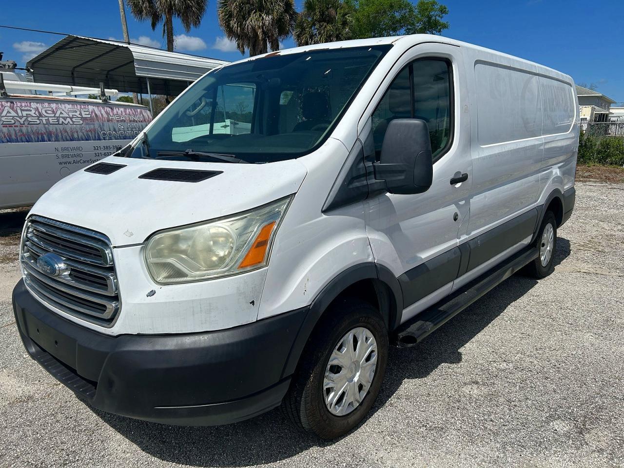 2015 Ford Transit T-250 - Фото 2