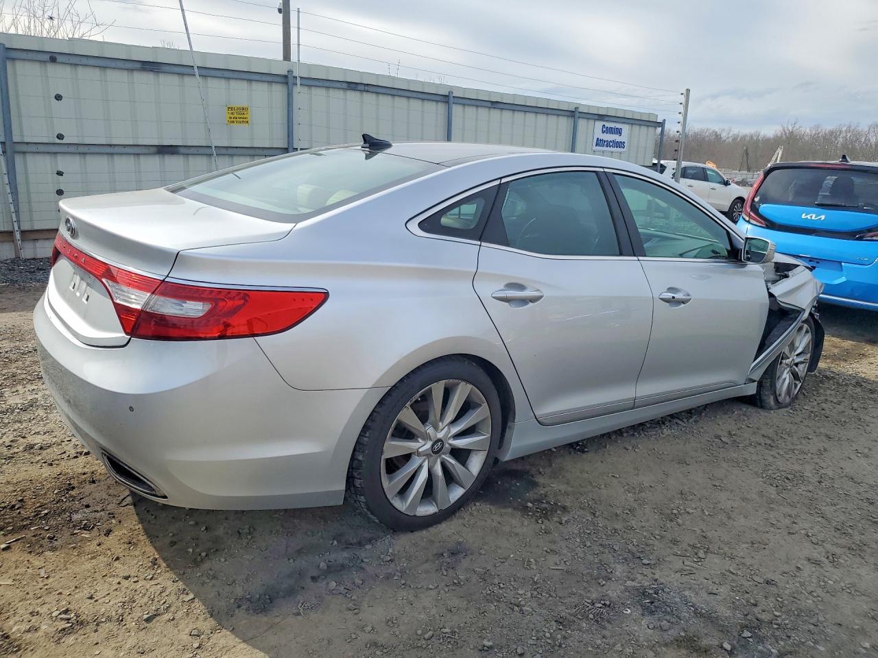 2013 Hyundai Azera Base - Фото 3