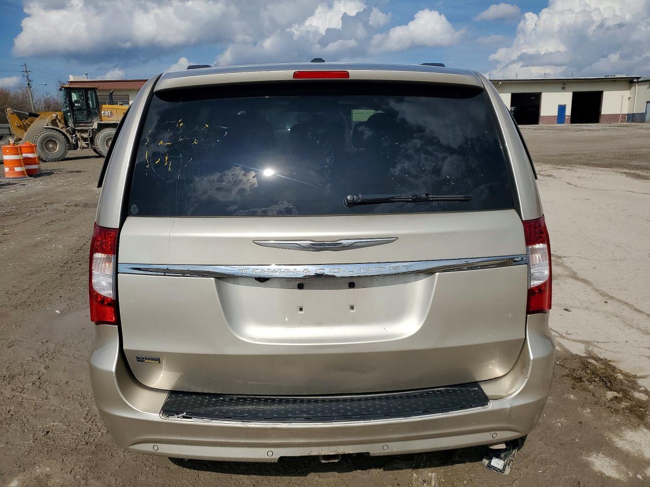2014 Chrysler Town & Country Limited - Фото 6