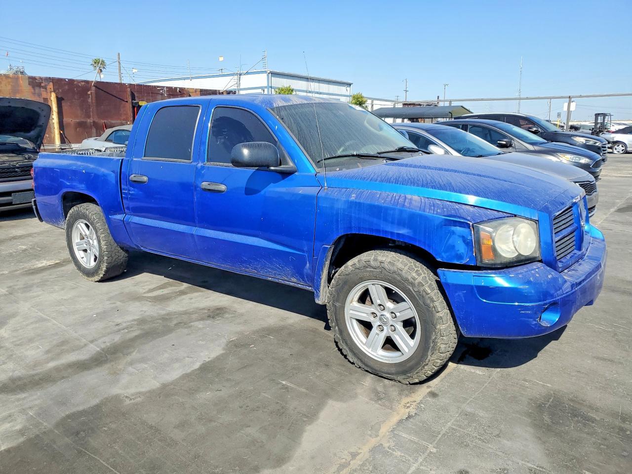 2007 Dodge Dakota Quad Slt - Image 4
