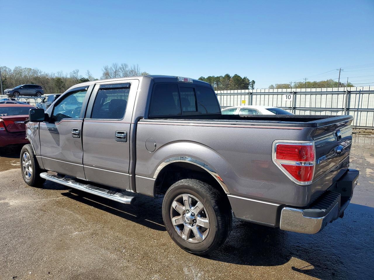 2014 Ford F150 Supercrew - Фото 2