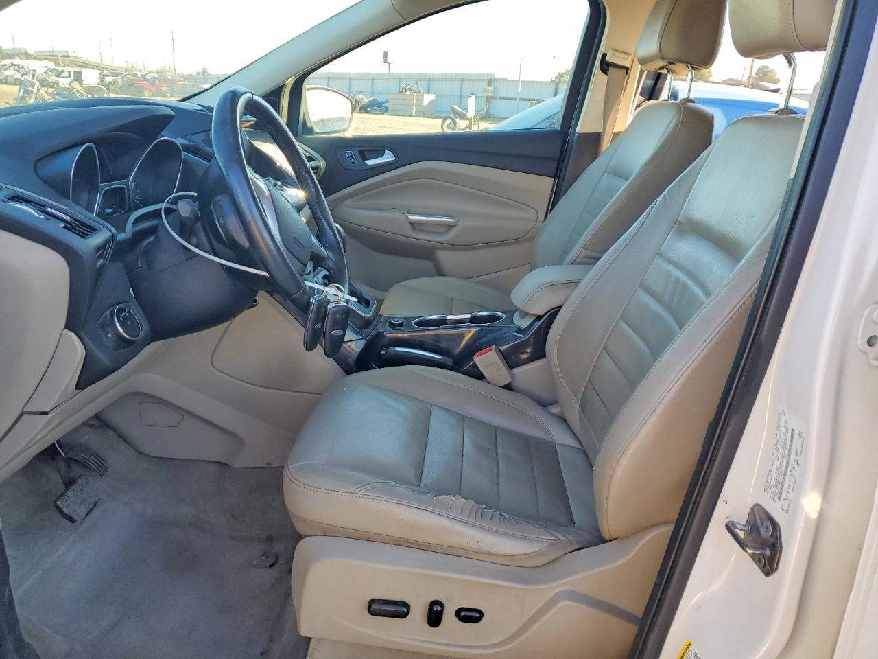 2014 Ford Escape - Фото 7