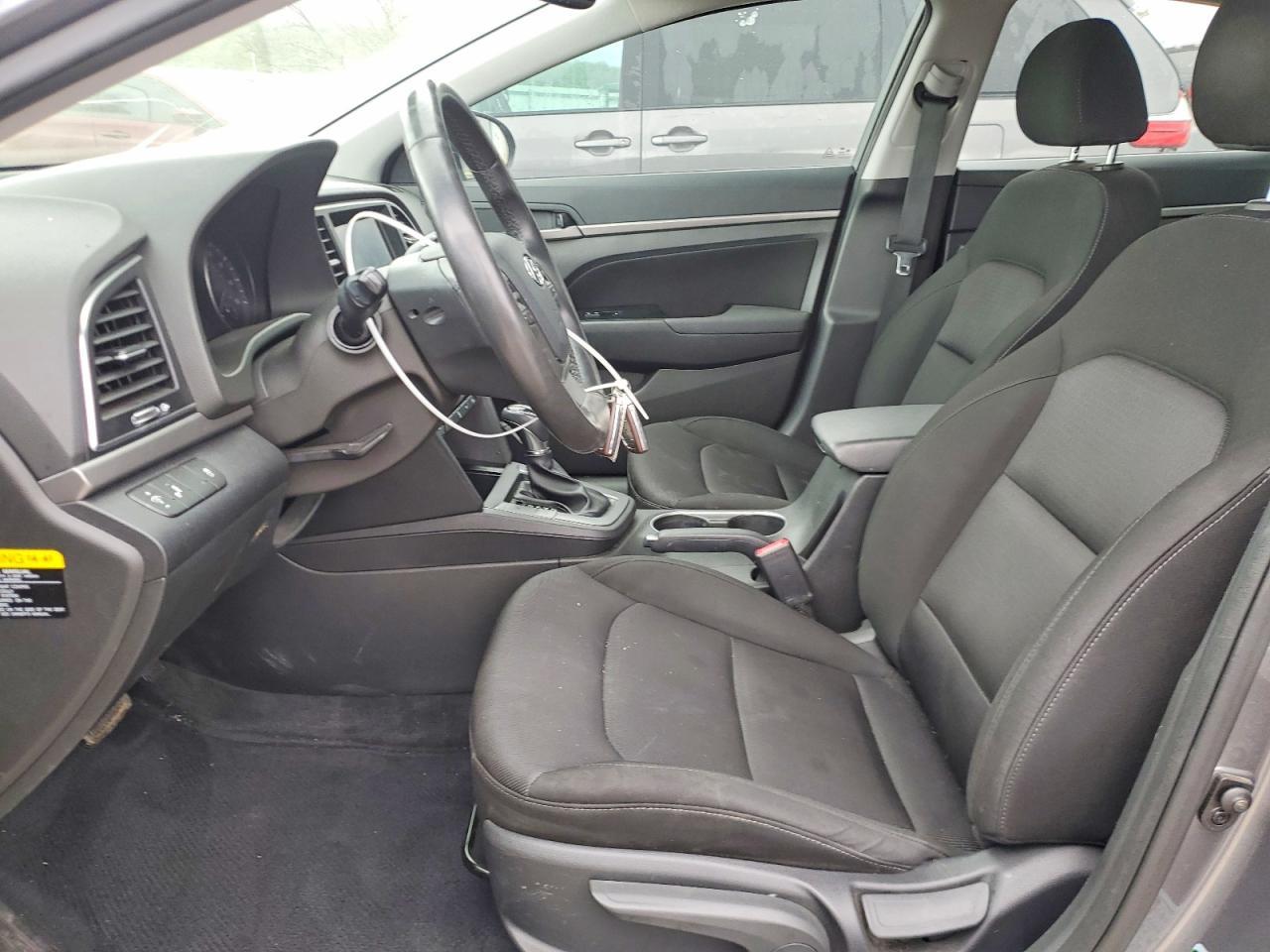 2018 Hyundai Elantra Value Edition - Фото 7