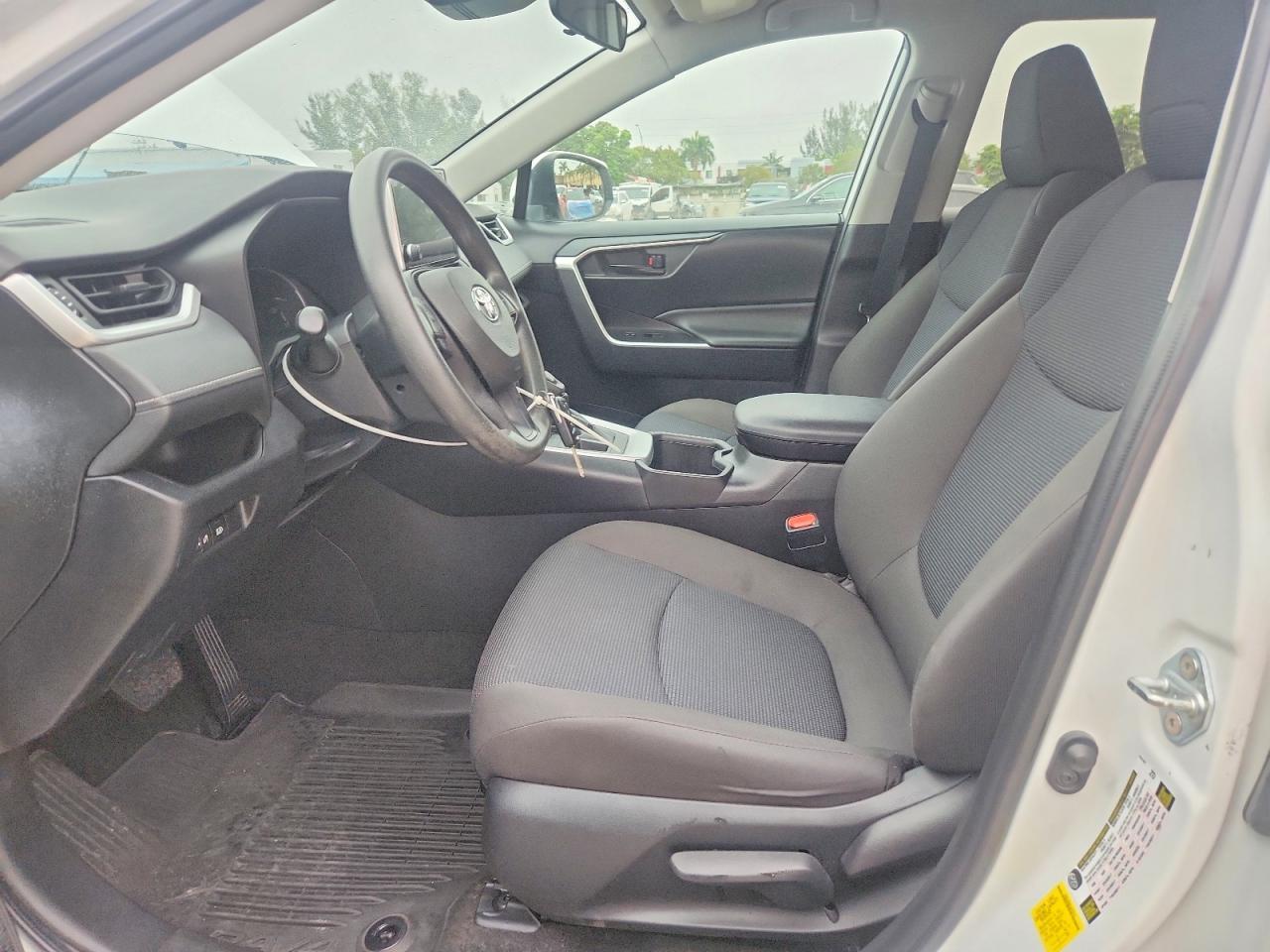 2023 Toyota Rav4 Le - Фото 7